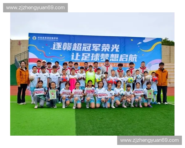 大学生足球联赛巅峰对决激情上演校园冠军花落谁家引爆全场热血